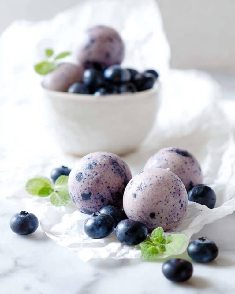 Blueberry Cheesecake Protein Balls Recipe