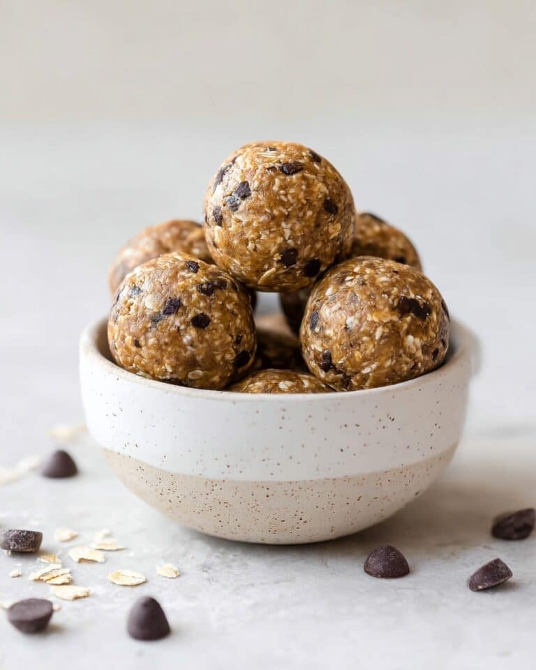 Peanut Butter Banana Oatmeal Balls Recipe