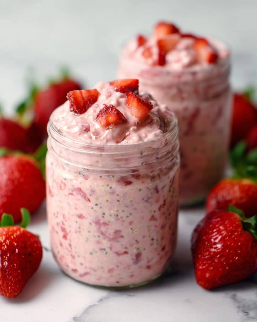 Strawberries and Cream Overnight Oats Recipe